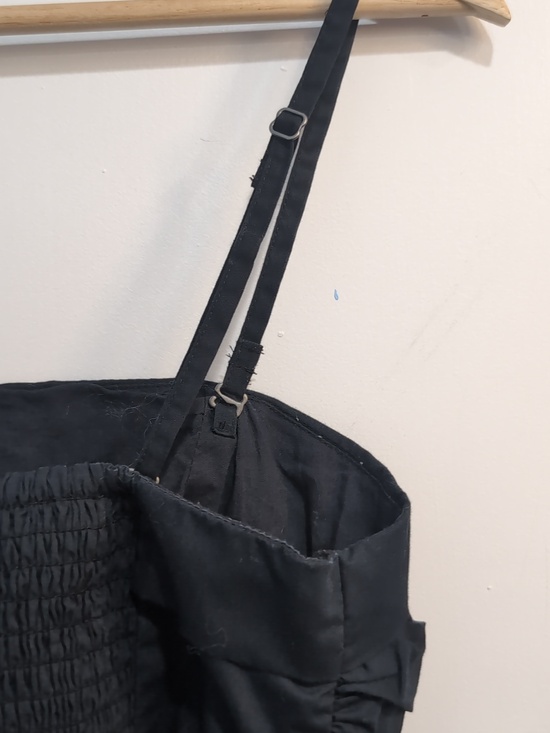 Abercrombie & Fitch Black Ruched Cropped Top Adjustable/Removable Straps Medium - Picture 4 of 6